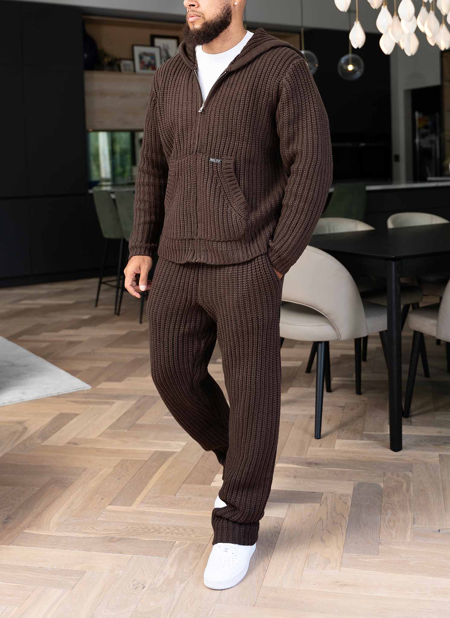 Heavyweight Knitted Joggers - Brown