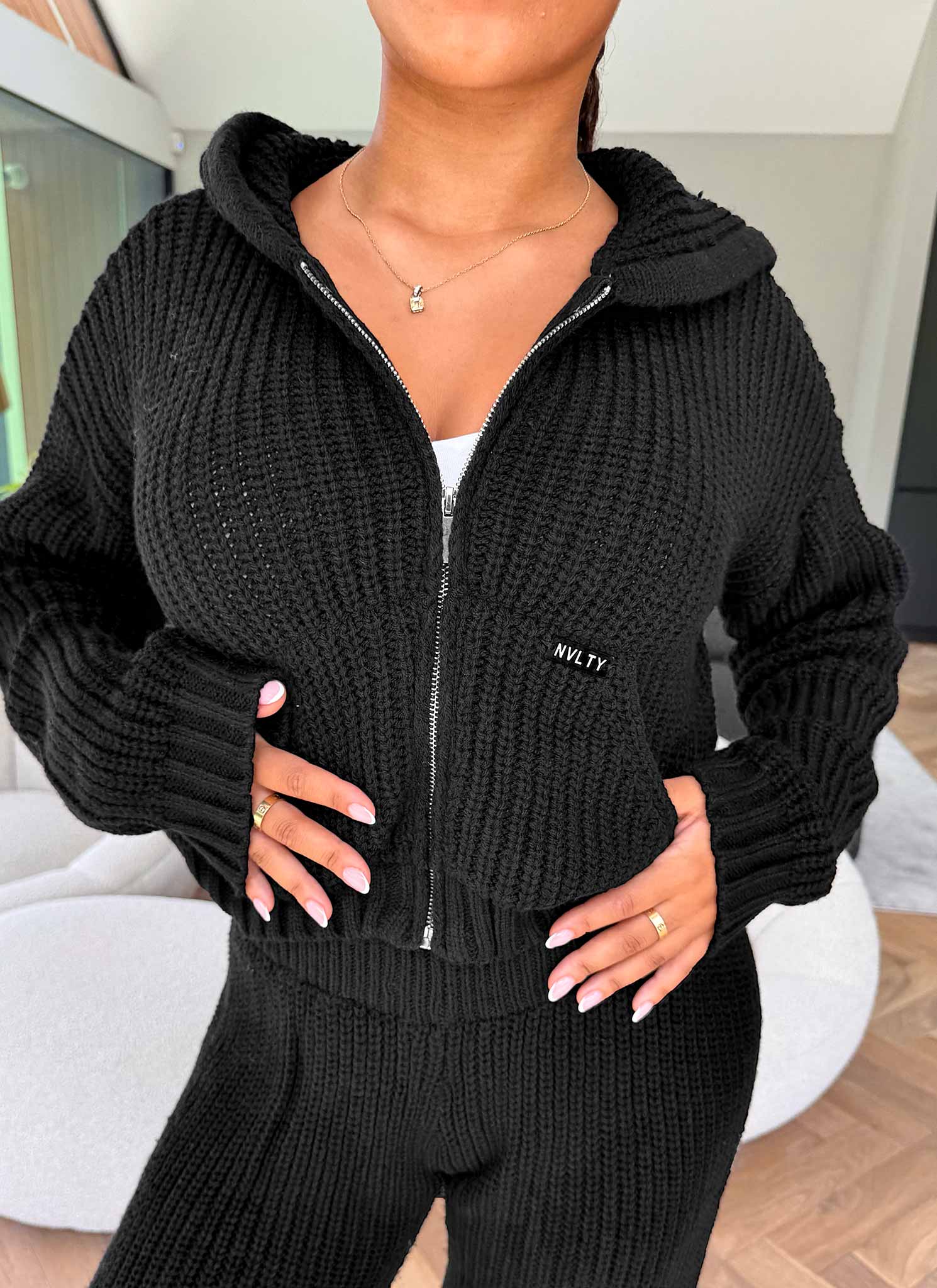 Heavyweight Knitted Zip Hoodie - Black