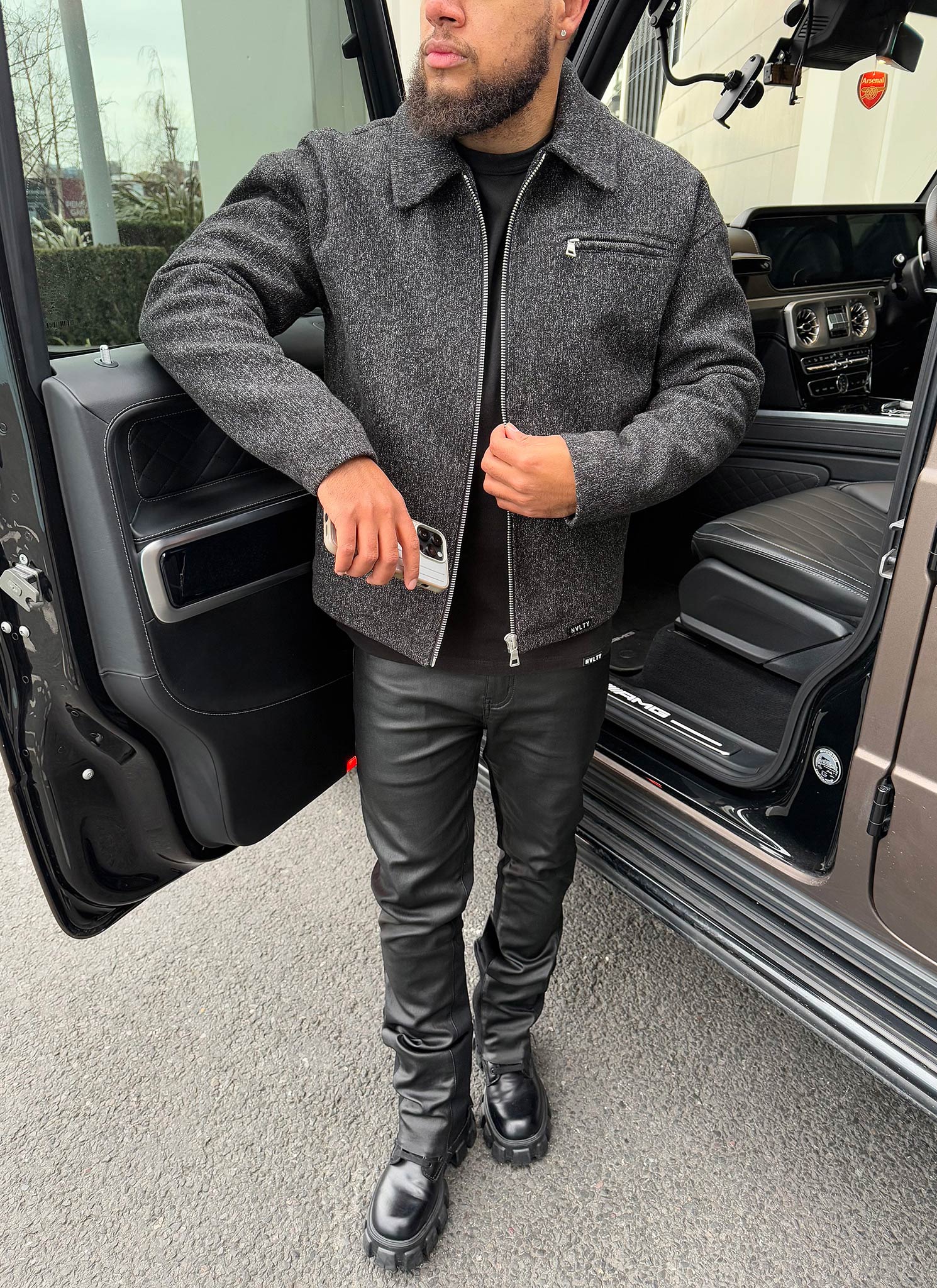 Strukturierte Reißverschlussjacke aus schwerer Wolle - Schwarz