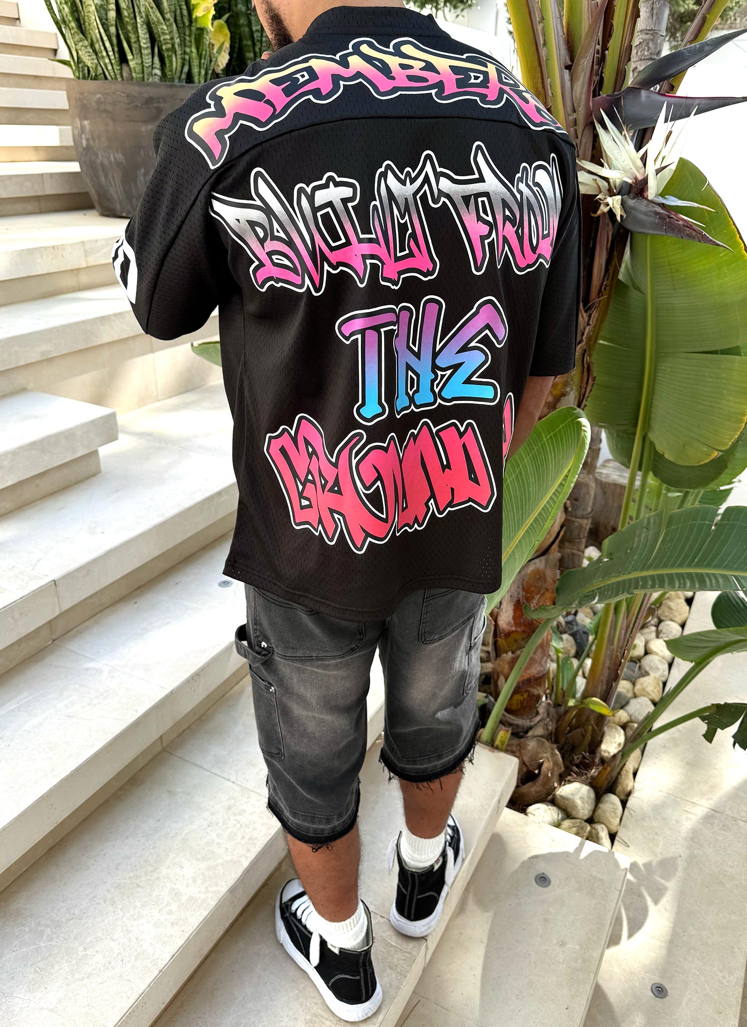 Graffiti Members Jersey - Black