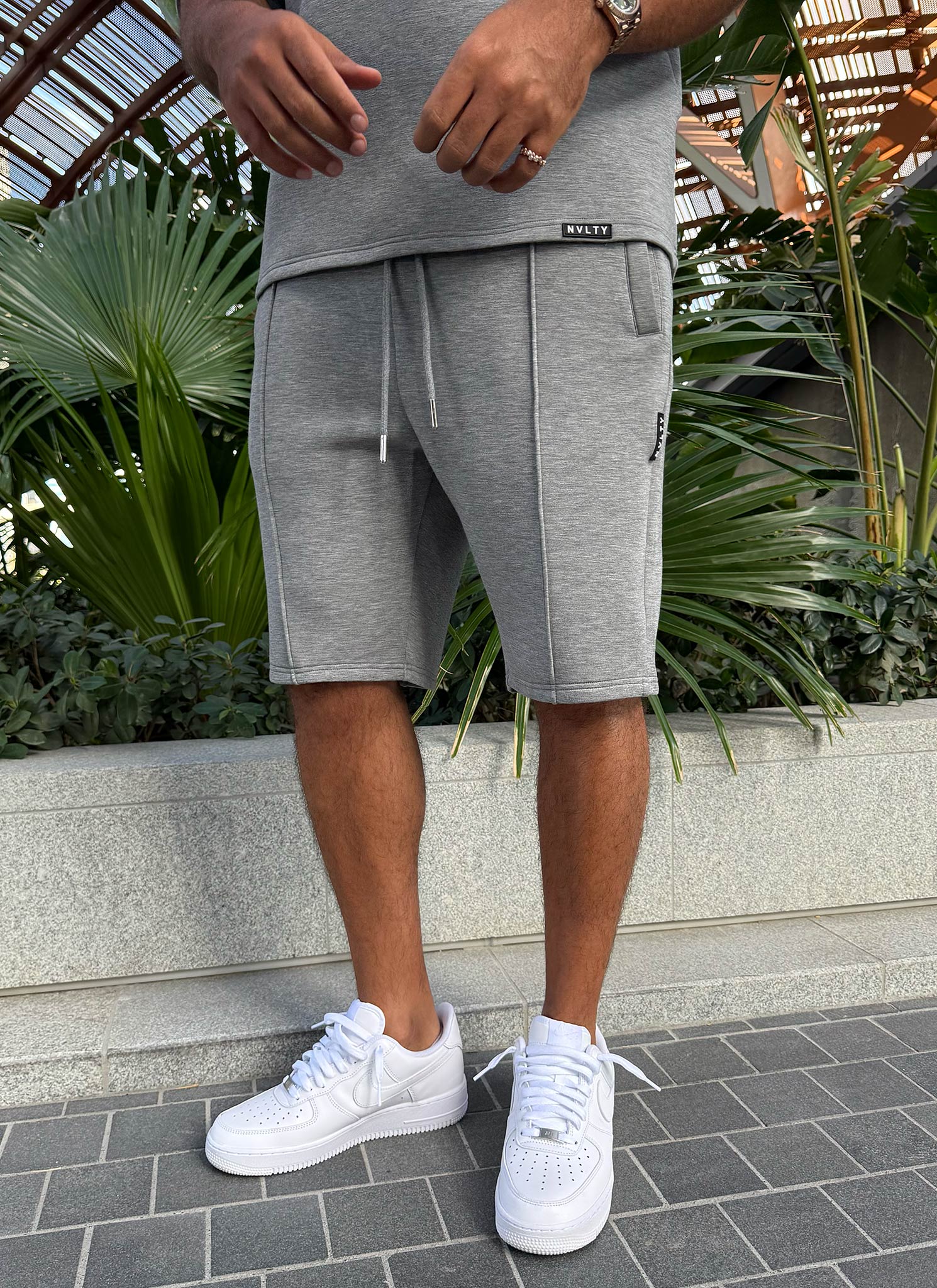 Strukturierte Scuba-Shorts - Grau