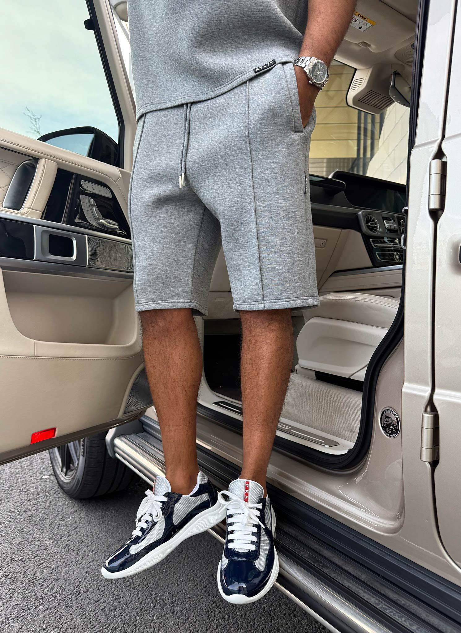 Strukturierte Scuba-Shorts - Grau