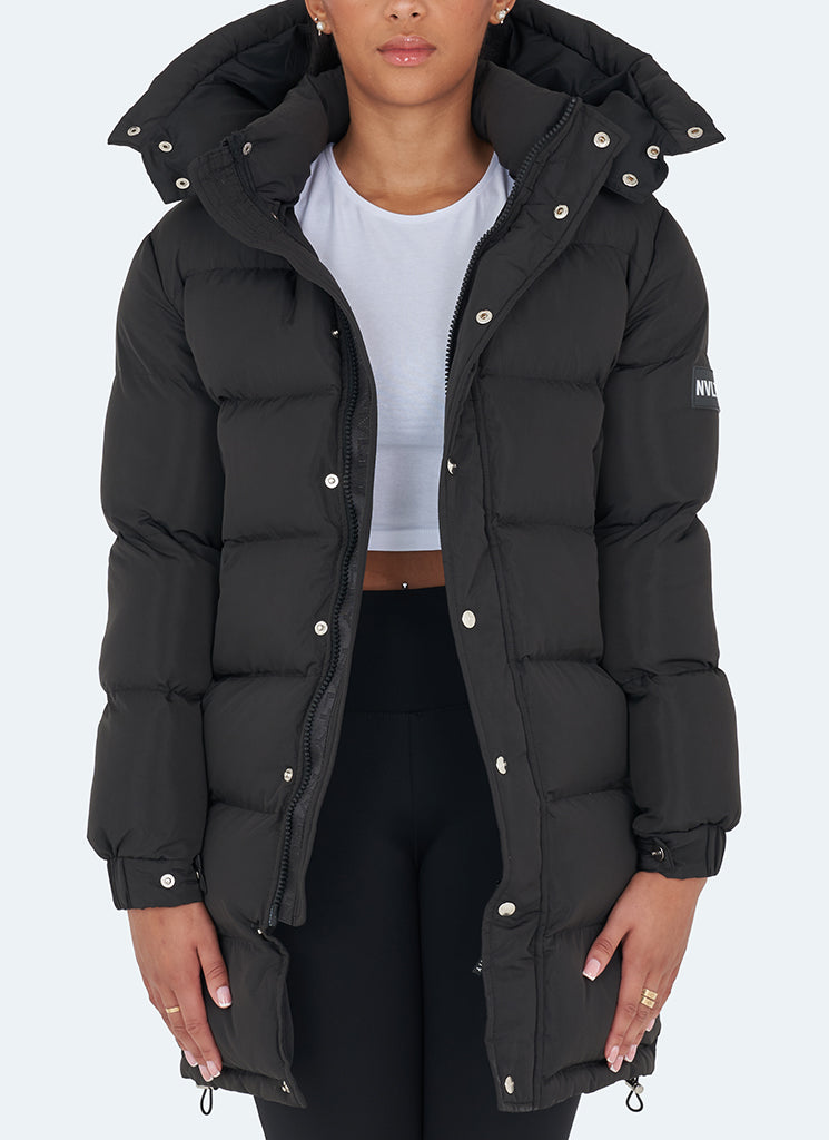 Lange Essential Pufferjacke – Schwarz