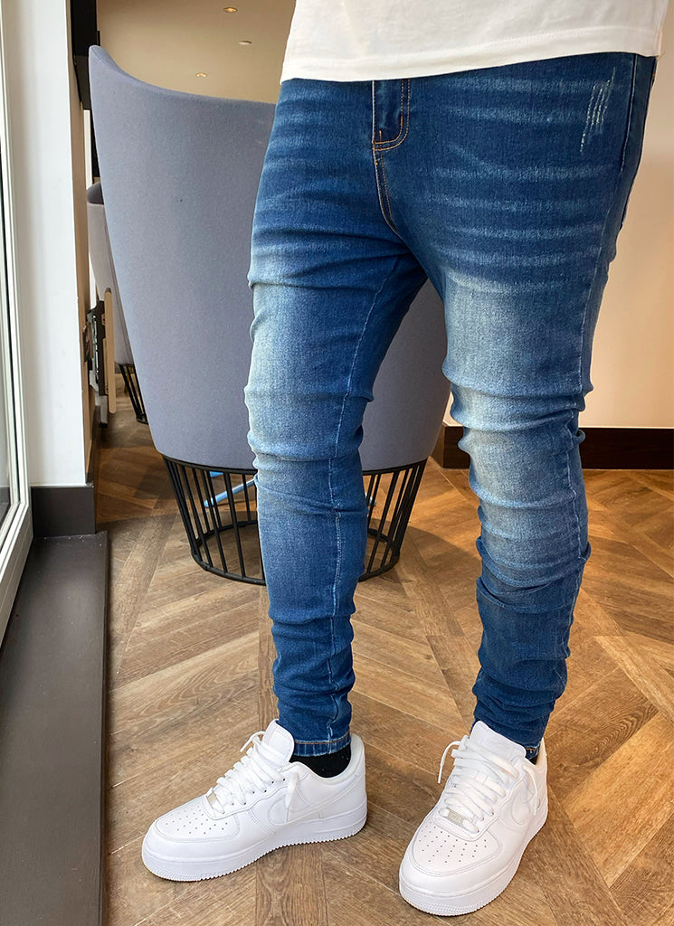 Essential Jeans – Dunkelblau