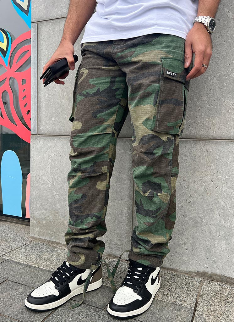 Vintage Cargos – Camo