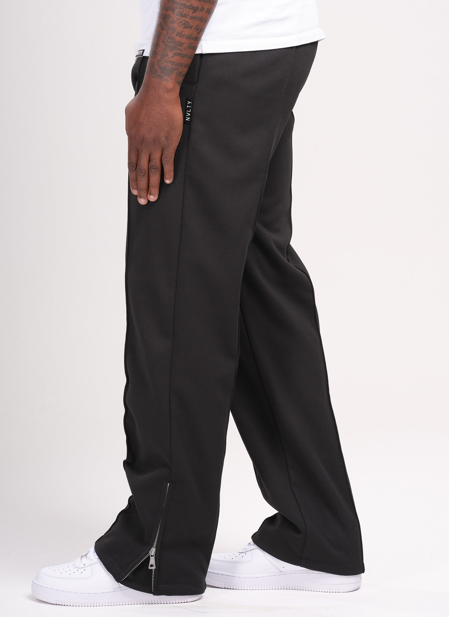 Bundfaltenhose aus Twill - Schwarz