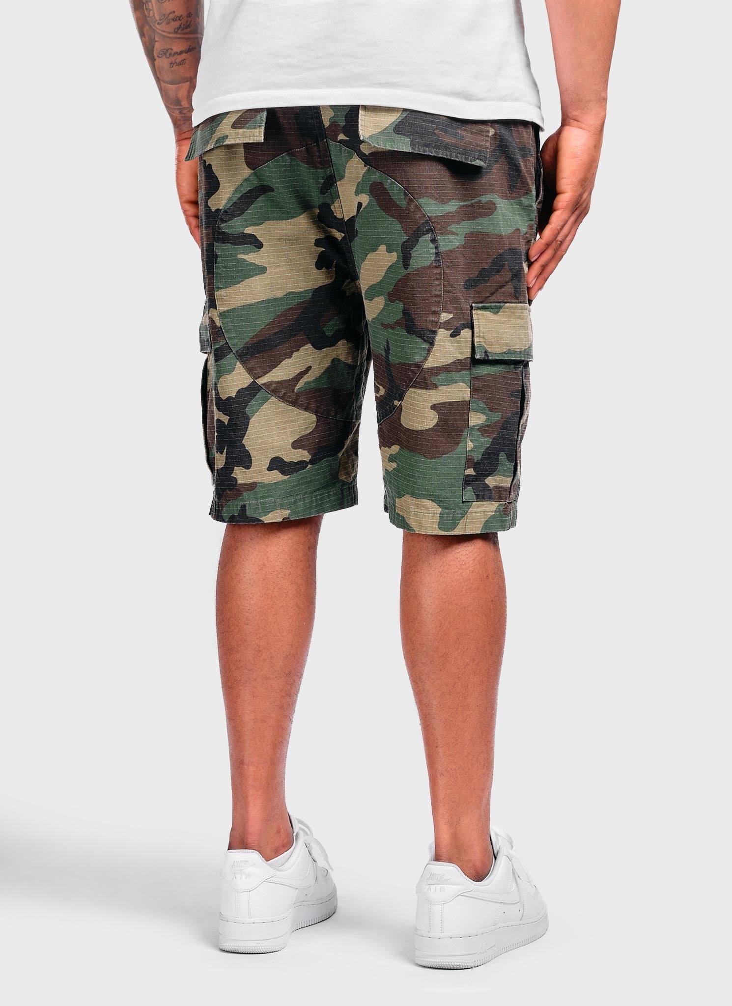 Vintage Patch Cargo Shorts - Camo