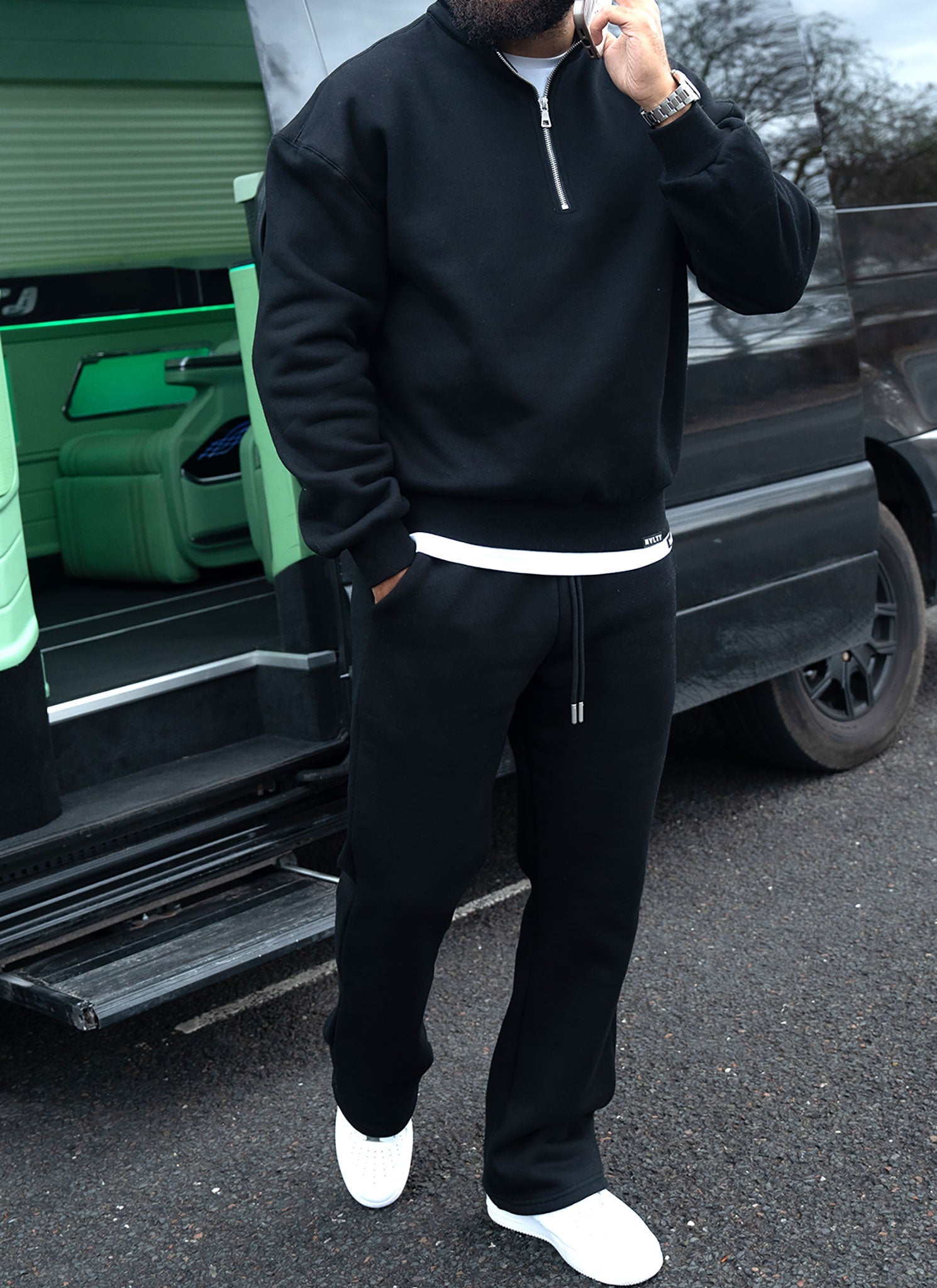 Heavyweight Luxe Quarter Zip - Black