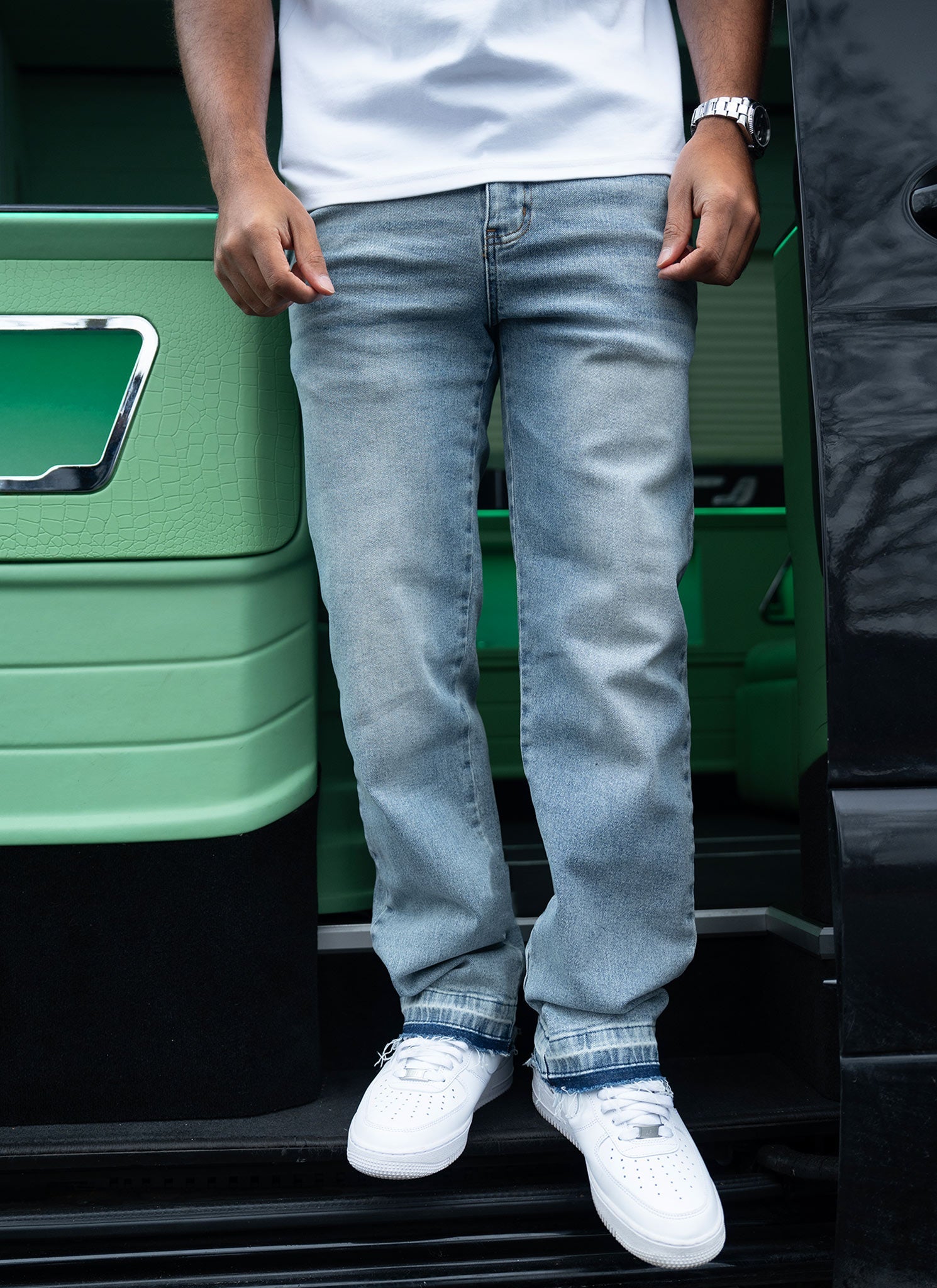 Vintage Raw Hem Jeans - Blue