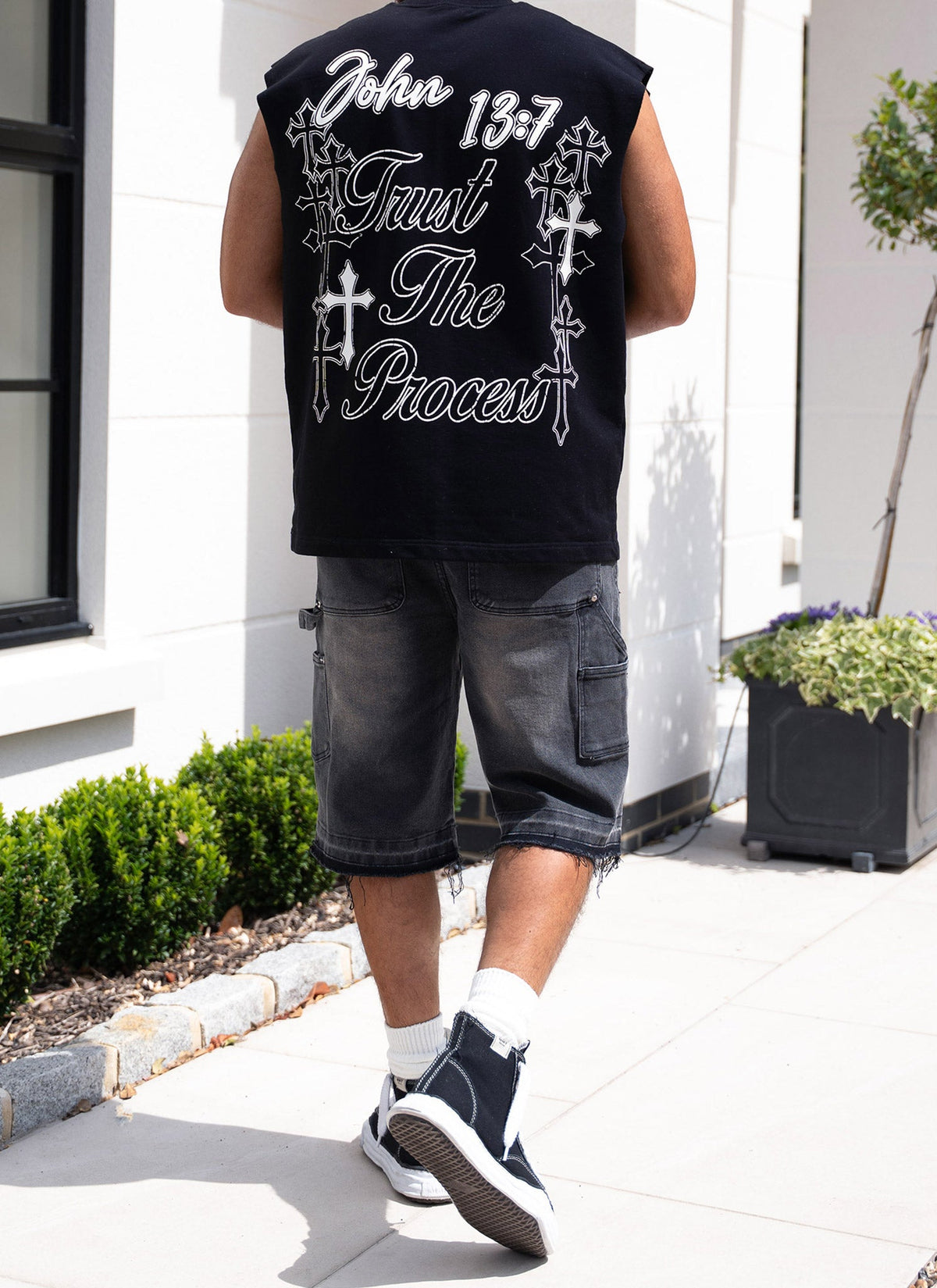 Road To Glory Sleeveless T-Shirt - Black