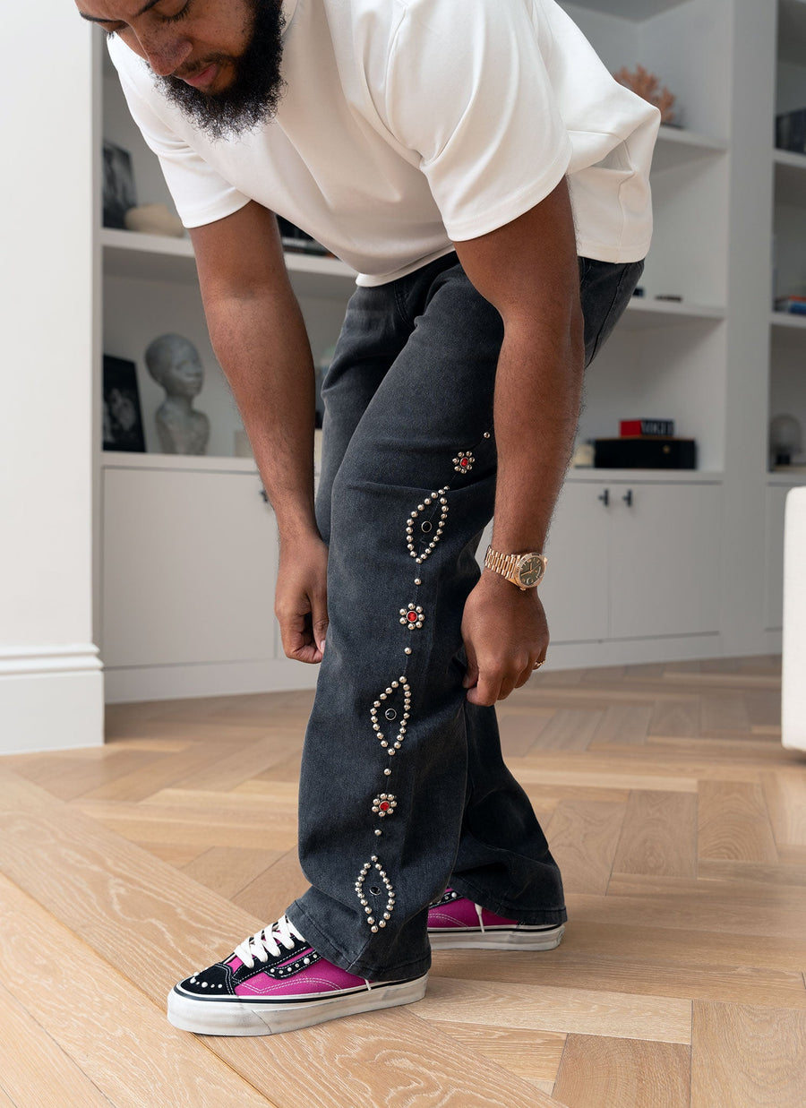 Vintage Jeans mit Nieten - Grau