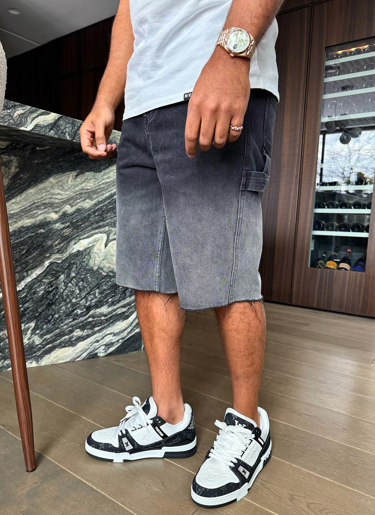 Vintage Deep Fade Denim Shorts - Schwarz