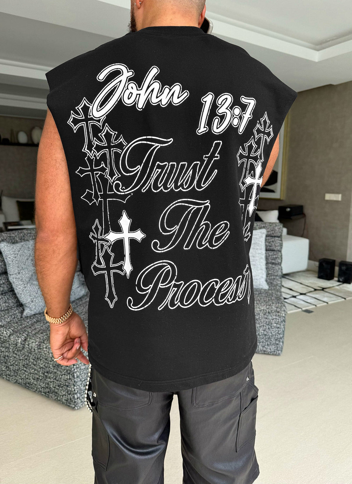 Road To Glory Sleeveless T-Shirt - Black