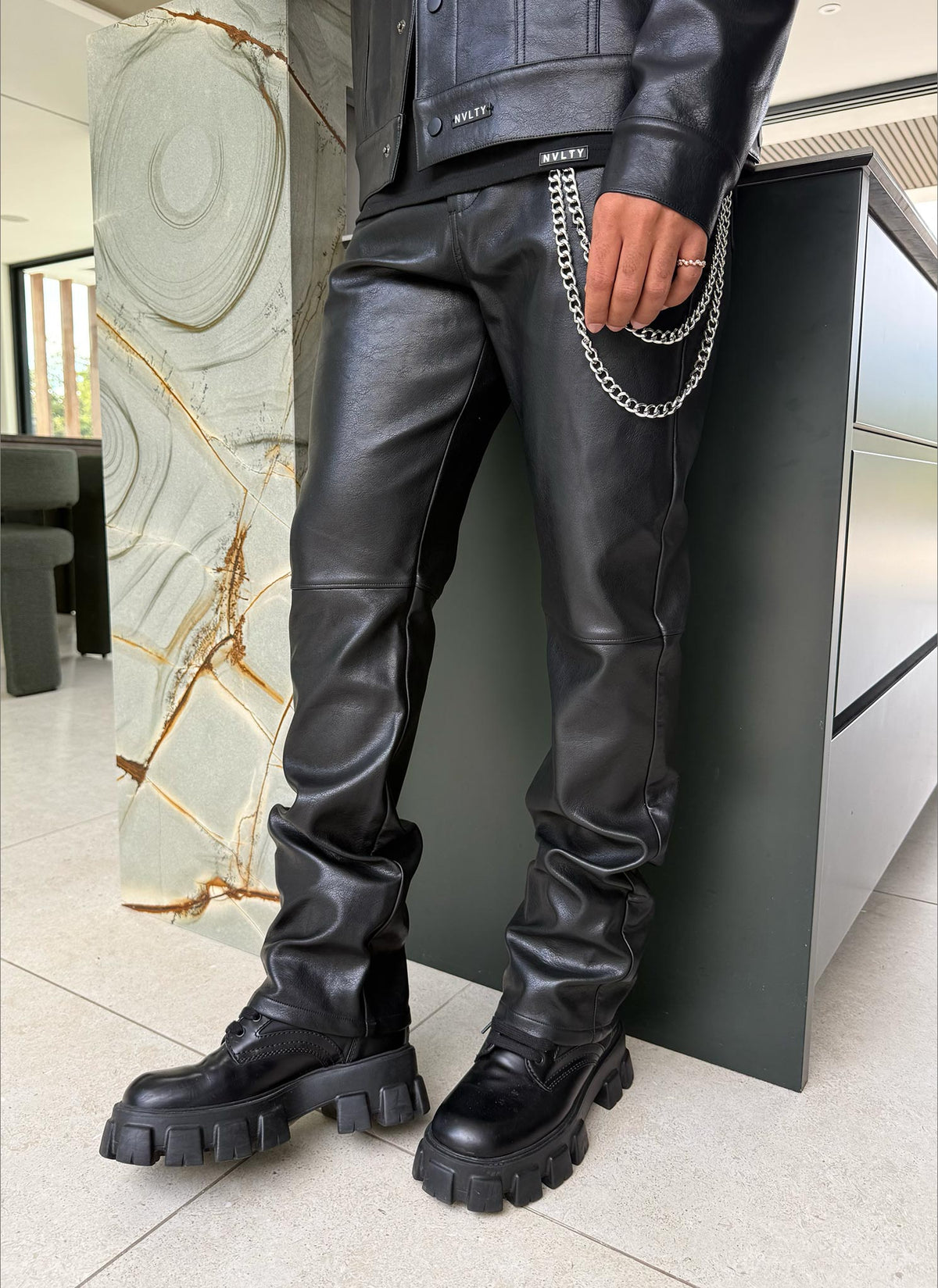Heavyweight Leather Pants - Black