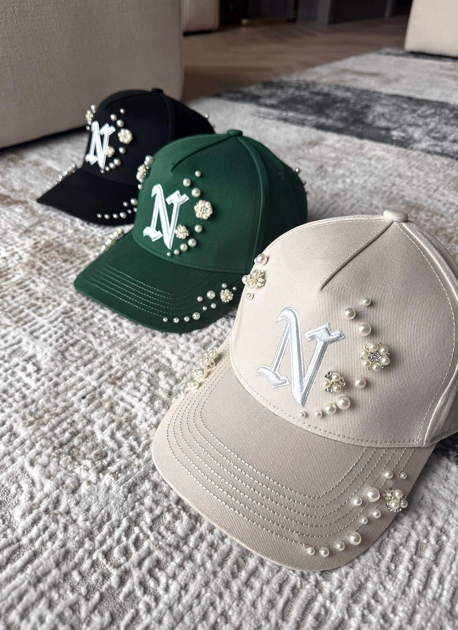 Pearl Cap - Black