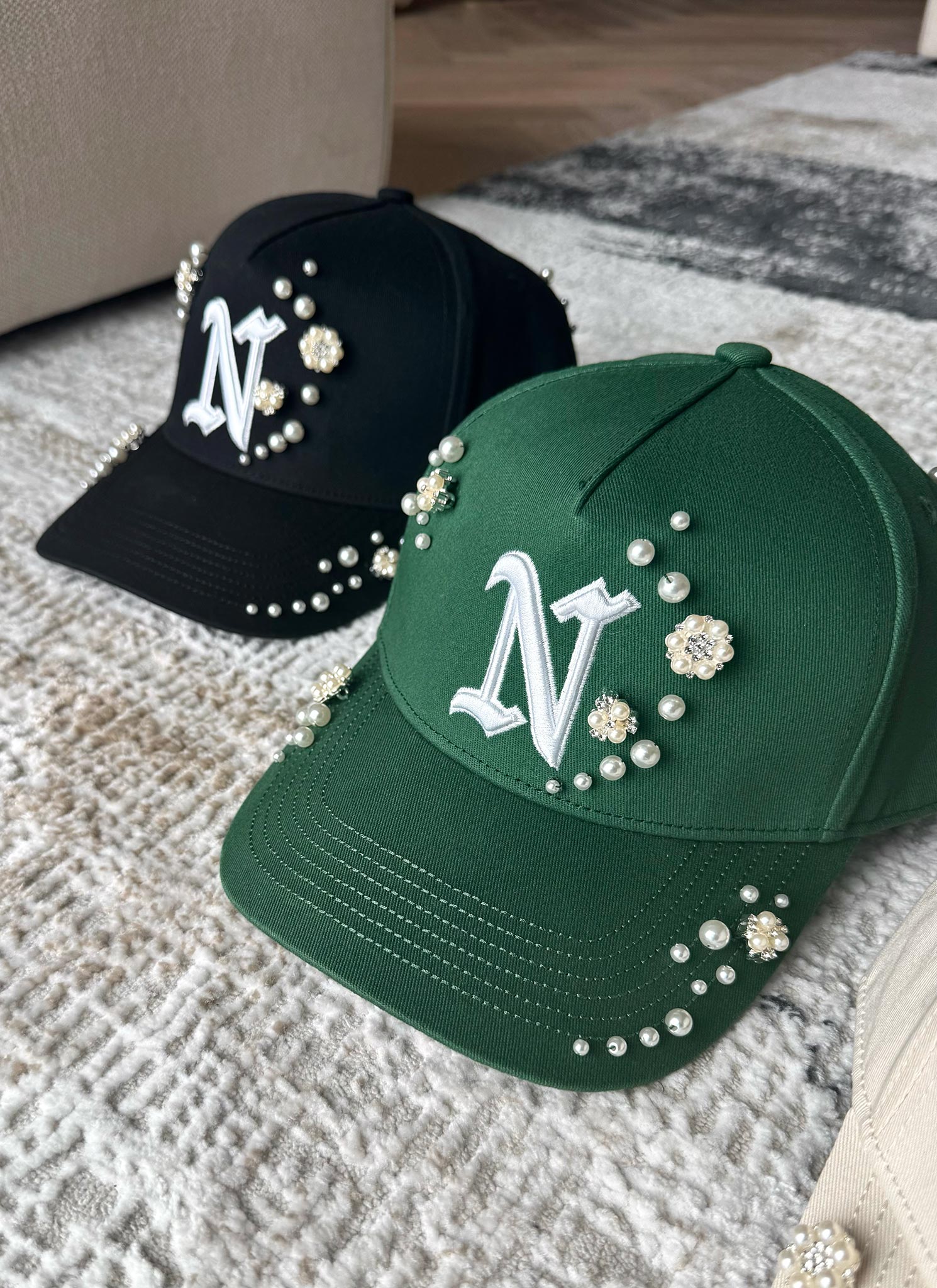 Pearl Cap - Black