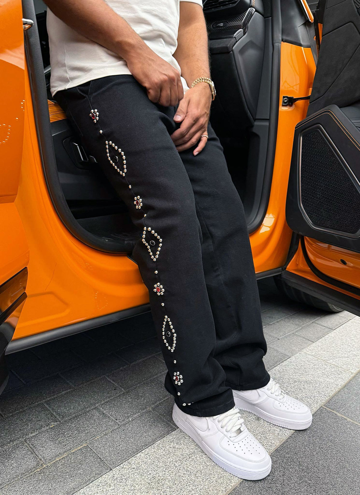 Vintage-Jeans mit Nieten - Schwarz
