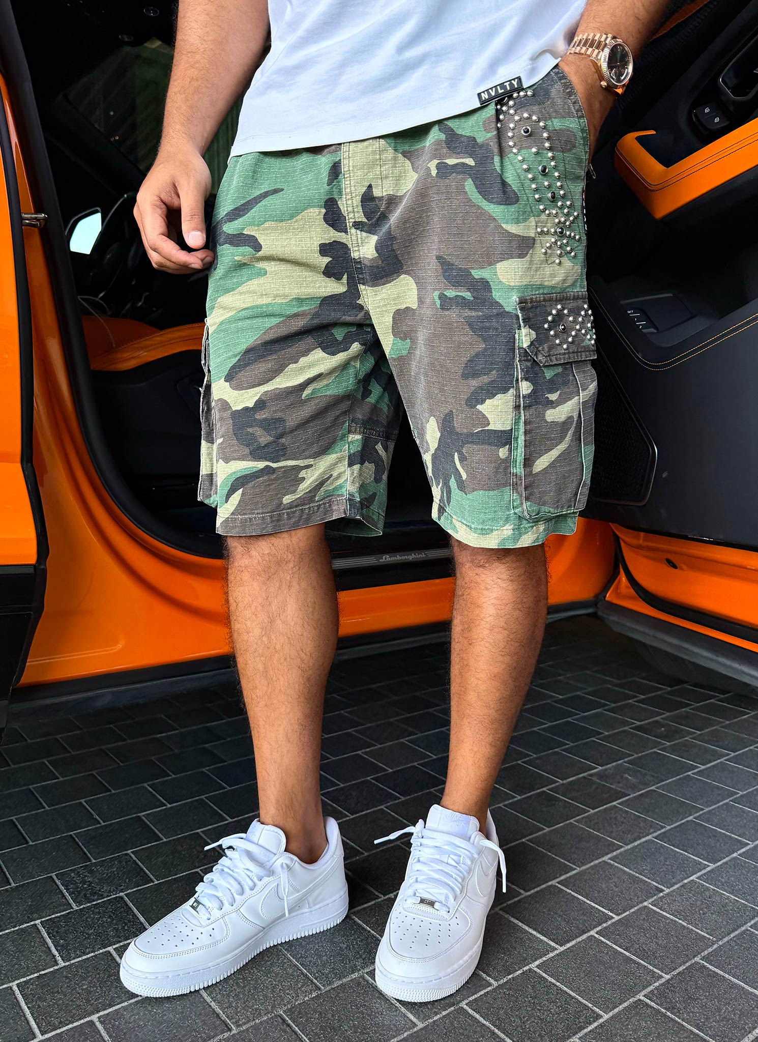 Vintage Cargo-Shorts mit Nieten - Camo