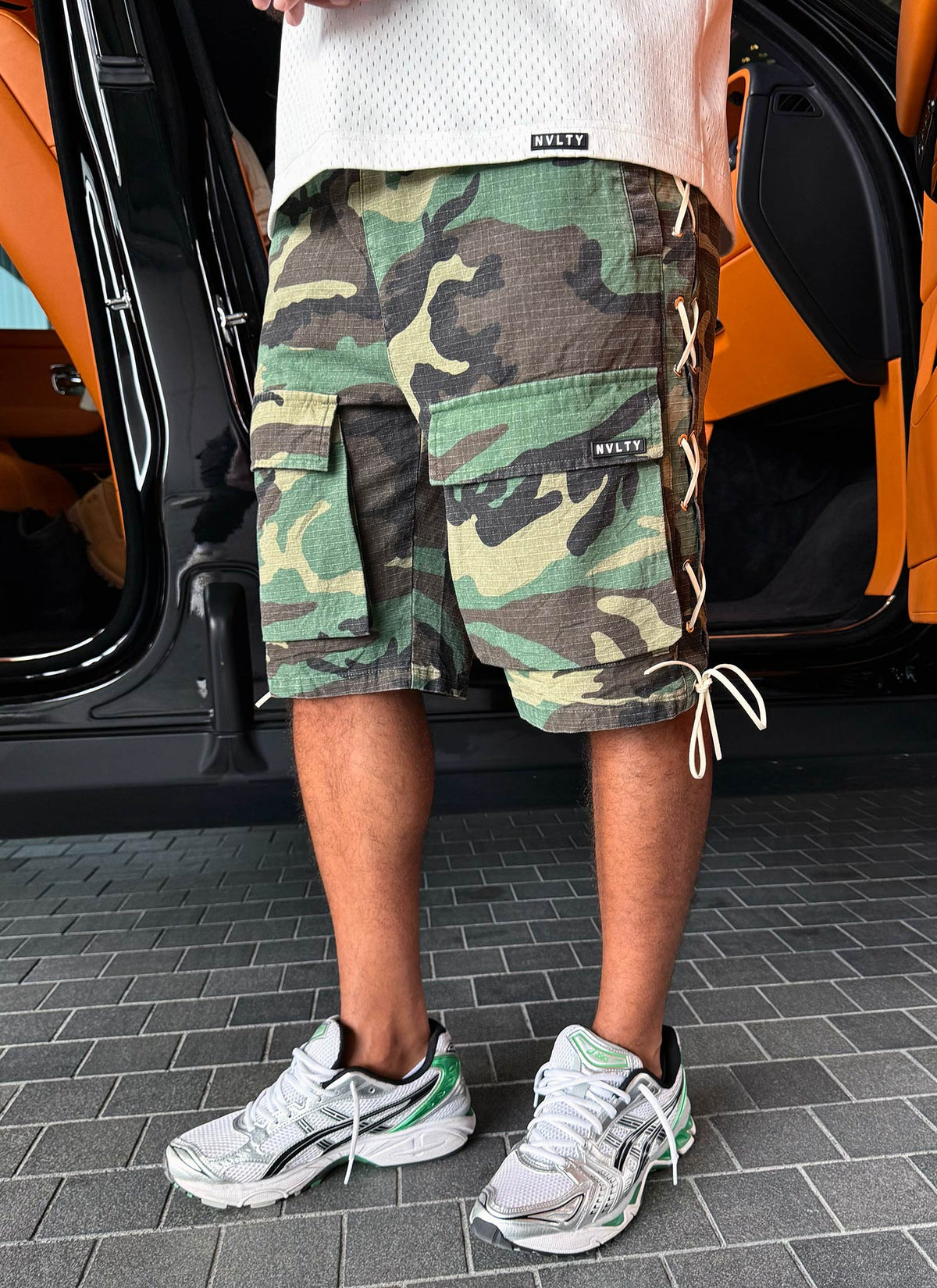 Vintage Cargo-Shorts mit Spitze – Camouflage