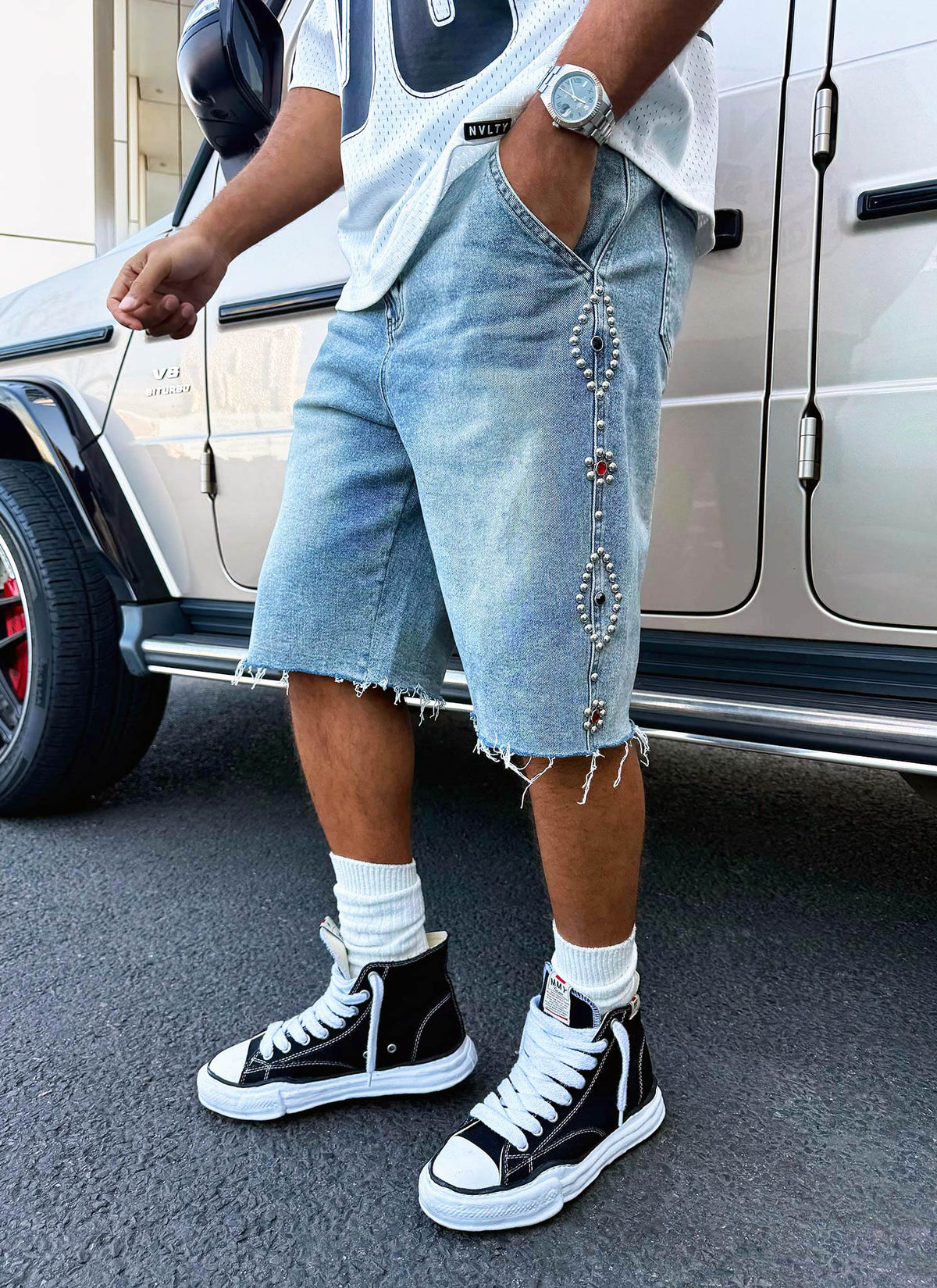 Vintage Jeansshorts mit Nieten - Blau