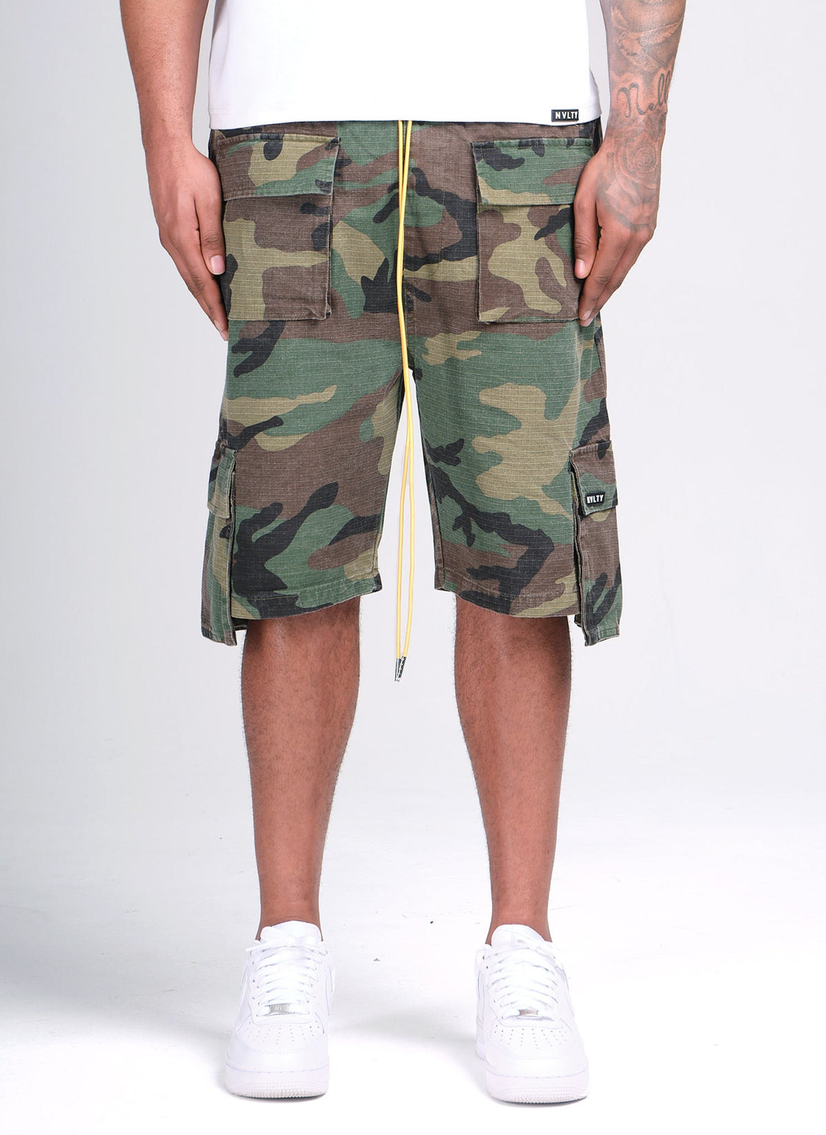 Vintage 4-Pocket-Cargo-Shorts – Camo