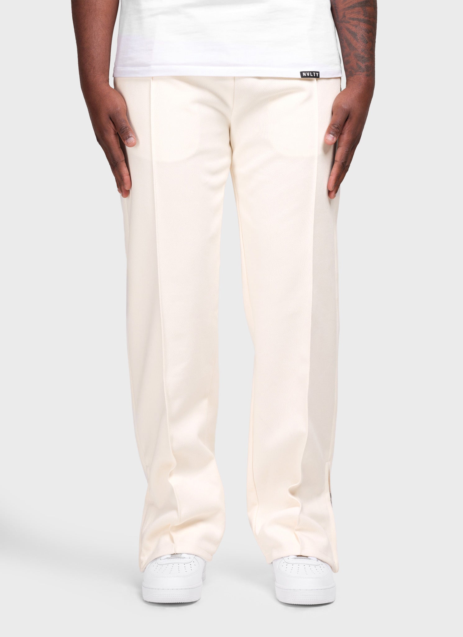 Bundfaltenhose aus Twill - Elfenbein