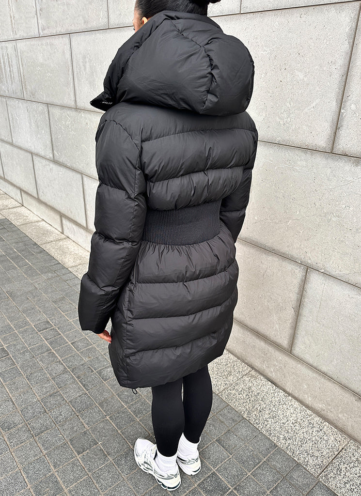 Long Cinched Waist Puffer Jacket - Black