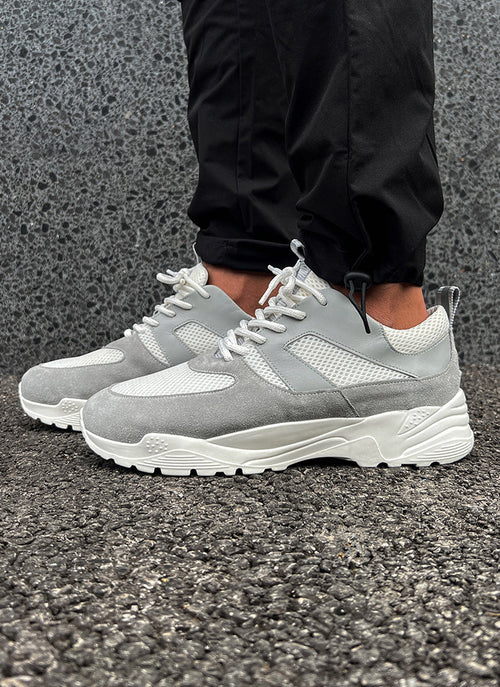 Base Runner - White/Grey